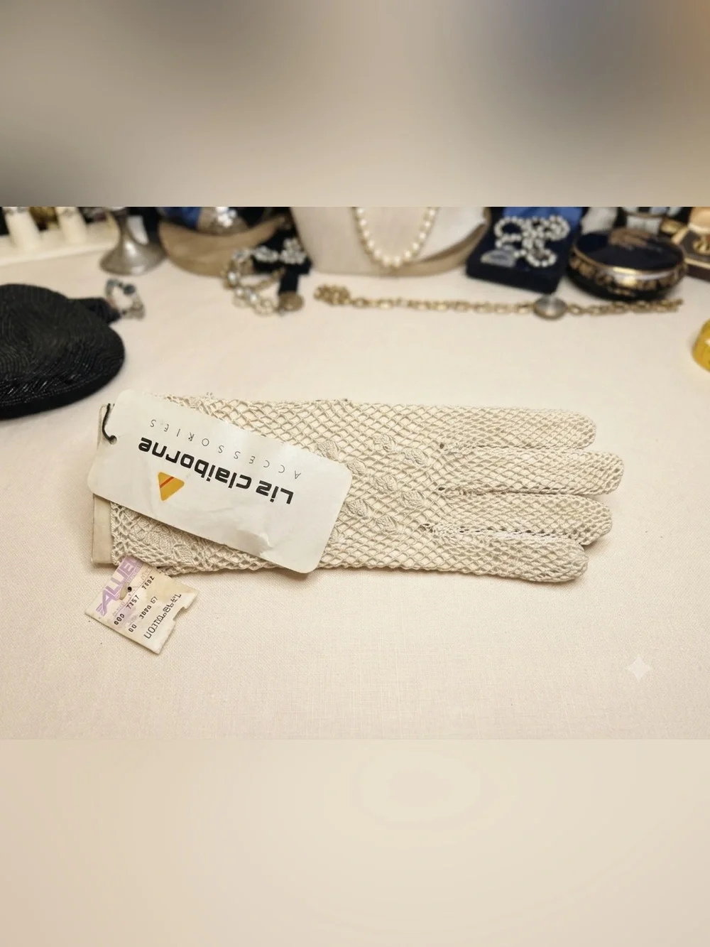 VTG New with Tags Liz Claiborne Accessories Crochet Mesh Gloves Off White NOS